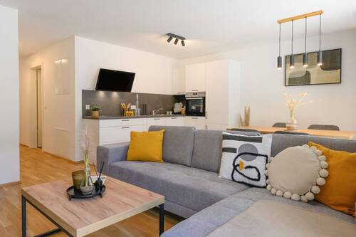 Schultheiss-2024-05-09_Musterwohnung-Erlangen-Bisc - 