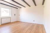 Wohnzimmer / Esszimmer - 
