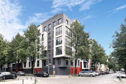 Straßenansicht - Komfortabler TG-Stellplatz mit PKW-Aufzug im Samariterviertel