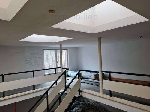 Wohnzimmer - Etagenwohnung mit 150,00 m&sup2; in Berlin zum Kaufen