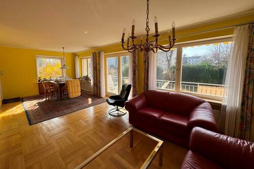 Blick in das Wohnzimmer - 