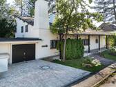 Doppelgarage - Einfamilienhaus mit 287,00 m² in Neubiberg zum Kaufen
