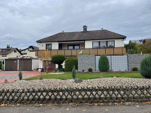 Aussenansicht - 6 Zimmer Bungalow zum Kaufen in Wehretal