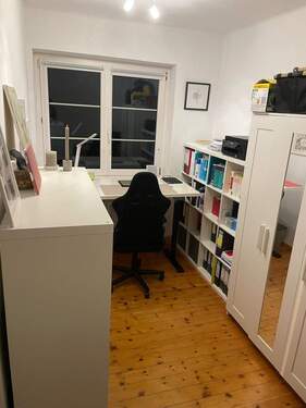 9120-691_kleines-Zimmer.JPG - 