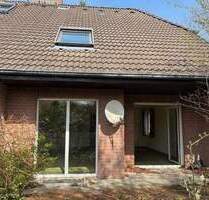 Handwerker sind gefragt: Doppelhaushälfte in ruhiger Wohnstraße - Schenefeld