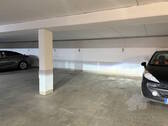 Tiefgaragenstellplatz - 