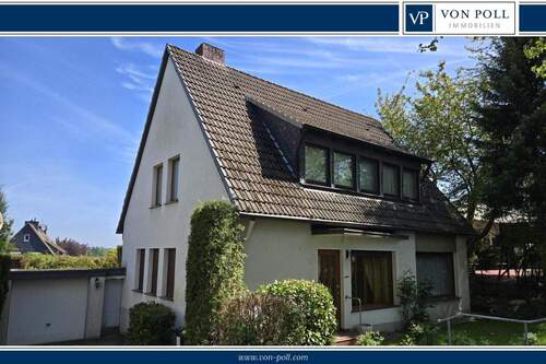 Ansicht - Schönes, freistehendes Einfamilienhaus mit Pool