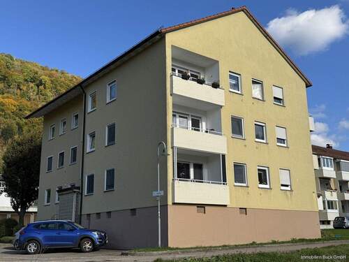 Aussenansicht - Gut vermietete 2-Zimmer-Wohnung mit Balkon und Garage in gesuchter Lage