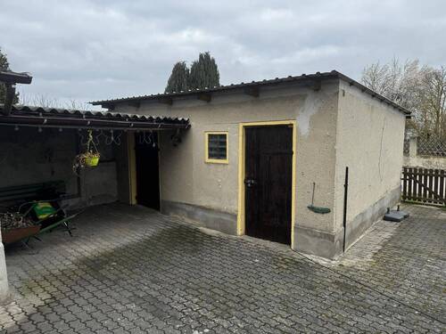 Nebengelass/Schuppen - 