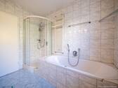 Badezimmer Ergeschoss - 