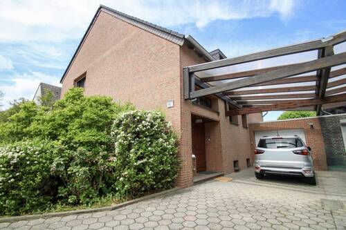 Außenansicht - Selbst einziehen, Miete sichern - Zweifamilienhaus in Korschenbroich-Steinhausen