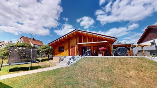 Bild 1 - Neuwertiges Holzchalet Holzhaus in ruhiger Nebenstraße von 37431 Bad Lauterberg OT Barbis