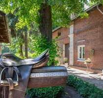 NUR ALS WERKSWOHNUNG: 4 Zi.-Dachgeschosswohnung in malerischer Umgebung - Hamburg Lohbrügge