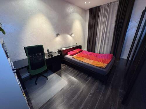Schlafzimmer + Arbeitsbereich - 