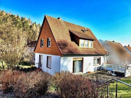 Ansicht - Omas Häuschen sucht Familienanschluss