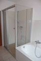 Geräumige Dusche - 