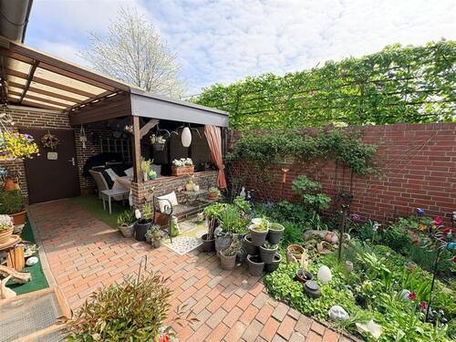 Überdachte Terrasse - 6 Zimmer Einfamilienhaus zur Miete in Hude