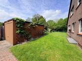 Garage und Gartenbereich - Einfamilienhaus mit 145,00 m&sup2; in Hude zur Miete