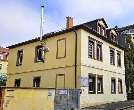 Straßenansicht 1 - Großes EFH oder kl. MFH, DD-Neustadt (Mehrgenerationen, Studenten-WG oder Ferienwohnungen)