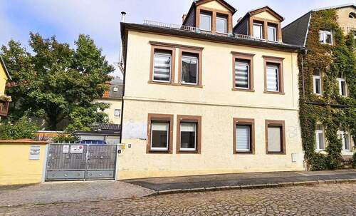 Starßenansicht 2 - 1 Zimmer Mehrfamilienhaus, Wohnhaus zum Kaufen in Dresden
