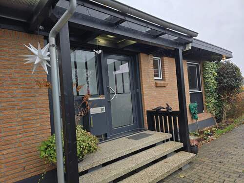 Eingang ii.jpg - 5 Zimmer Bungalow zum Kaufen in Alt Duvenstedt