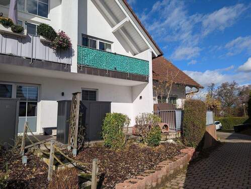 Hausansicht 3.jpg - 3 Zimmer Terrassenwohnung zum Kaufen in Scheyern