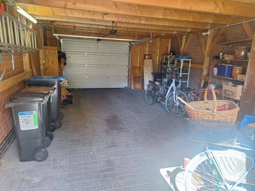 Garage.jpg - 