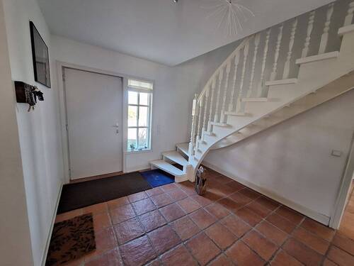 Flur.jpg - Einfamilienhaus mit 180,00 m&sup2; in Bad Oldesloe zur Miete