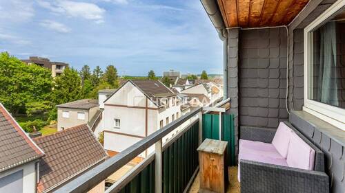 Loggia 1 - Bonn Friesdorf: Zwei-Zimmer-Wohnung mit Loggia und Garage
