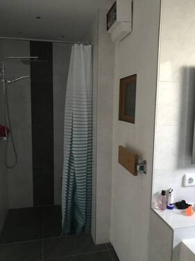 Bad Dusche + Sauna - 