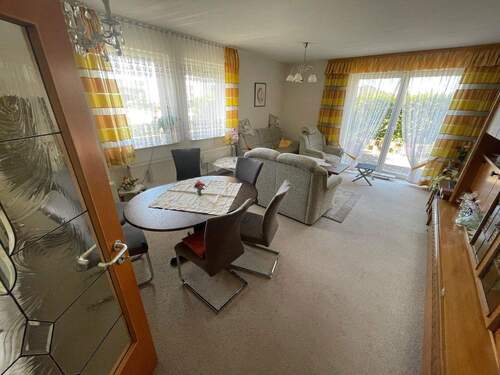 Wohnzimmer, Blick vom Flur - 