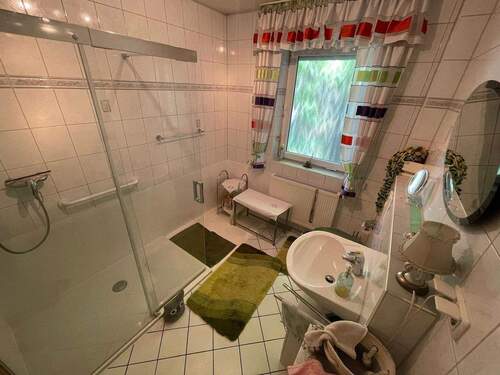 Bad mit Fussbodenheizung - 