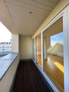 Loggia.JPG - Etagenwohnung mit 128,70 m&sup2; in Leipzig zum Kaufen