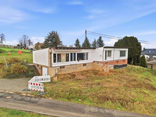  1.Baugrundstück mit Bestandsimmobilie - 6 Zimmer Einfamilienhaus zum Kaufen in Bornheim