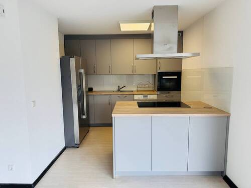 Küche - 5 Zimmer Mehrfamilienhaus, Wohnhaus in Eimeldingen