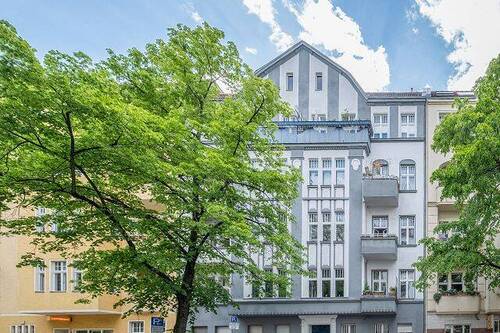 Hausansicht - 2 Zimmer Etagenwohnung in Berlin