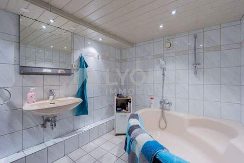 Badezimmer im Untergeschossin UG - 