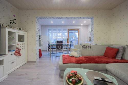 Lichtdurchfluteter Essbereich - 