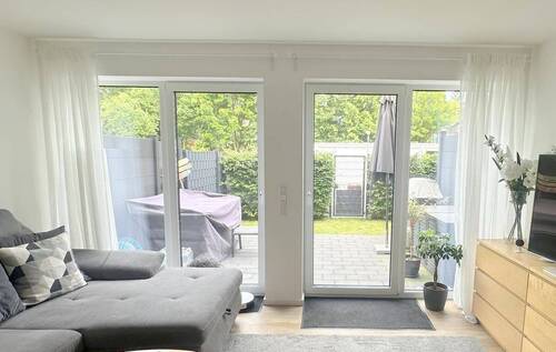 Zugang zur Terrasse und Garten - 