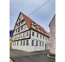 Schöne sanierte 2-Zimmer-Altbauwohnung zu vermieten - Nördlingen