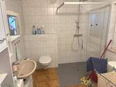 Bad mit ebenerdiger Dusche - 