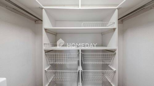 1. OG Ankleidezimmer 1 - 