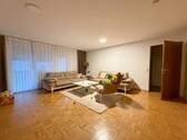 EG Wohnzimmer - 1 Zimmer Mehrfamilienhaus, Wohnhaus zum Kaufen in Ludwigsburg