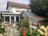Rückansicht mit Wintergarten.JPG - 