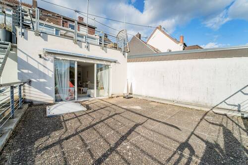 _Großzügige Terrasse ersten OG - 