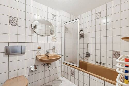 Komfortables Duschbad im ersten Obergeschoss - 