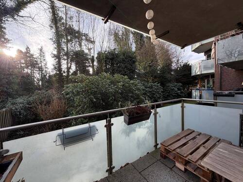 EG Links Balkon - 