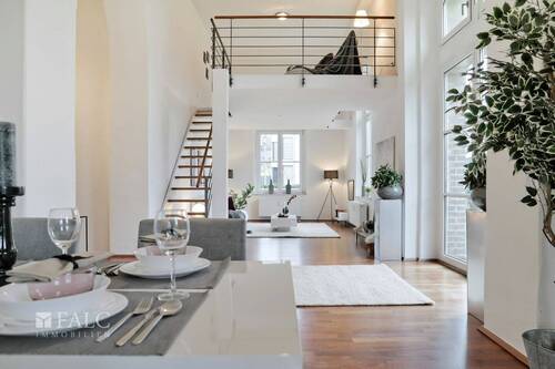 Wohnen - 4 Zimmer Etagenwohnung in Hennef (Sieg)