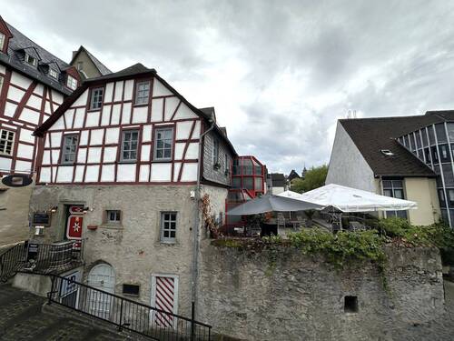 Straßenansicht - Mehrfamilienhaus, Wohnhaus zum Kaufen in Limburg an der Lahn