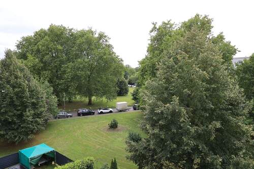 Aussicht2.JPG - 3 Zimmer Etagenwohnung in Duisburg